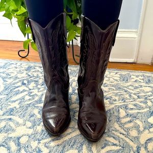 Vintage Cowboy boots size 8.5 deep brown